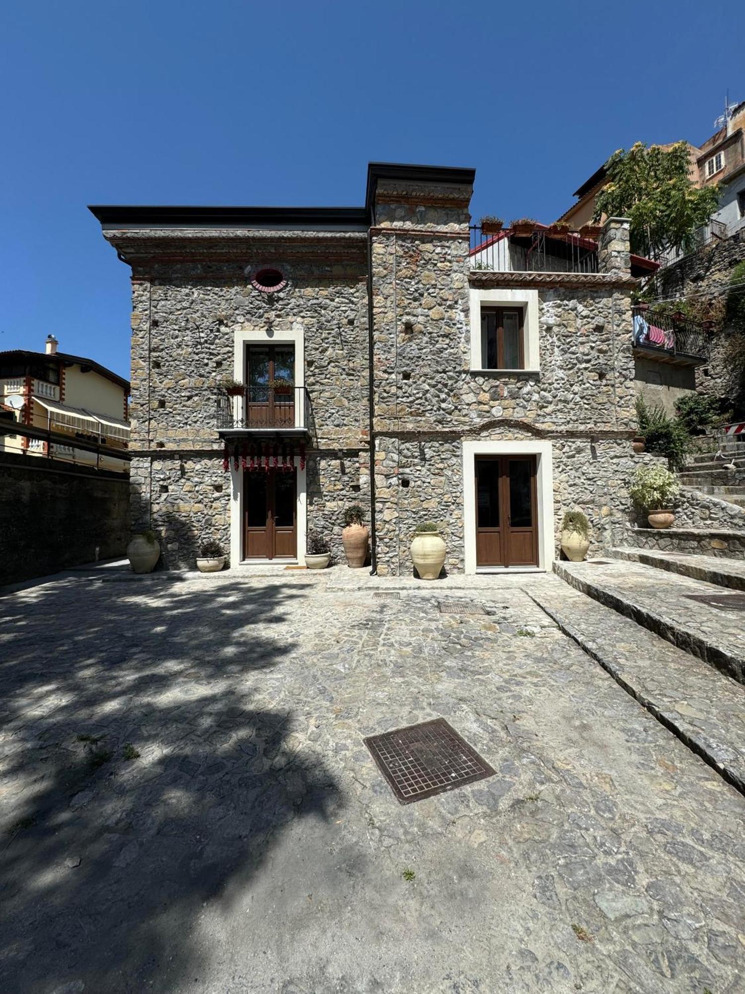 Casa Marinari Bed and Breakfast Scalea Exteriör bild